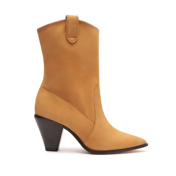 Mackie Boot