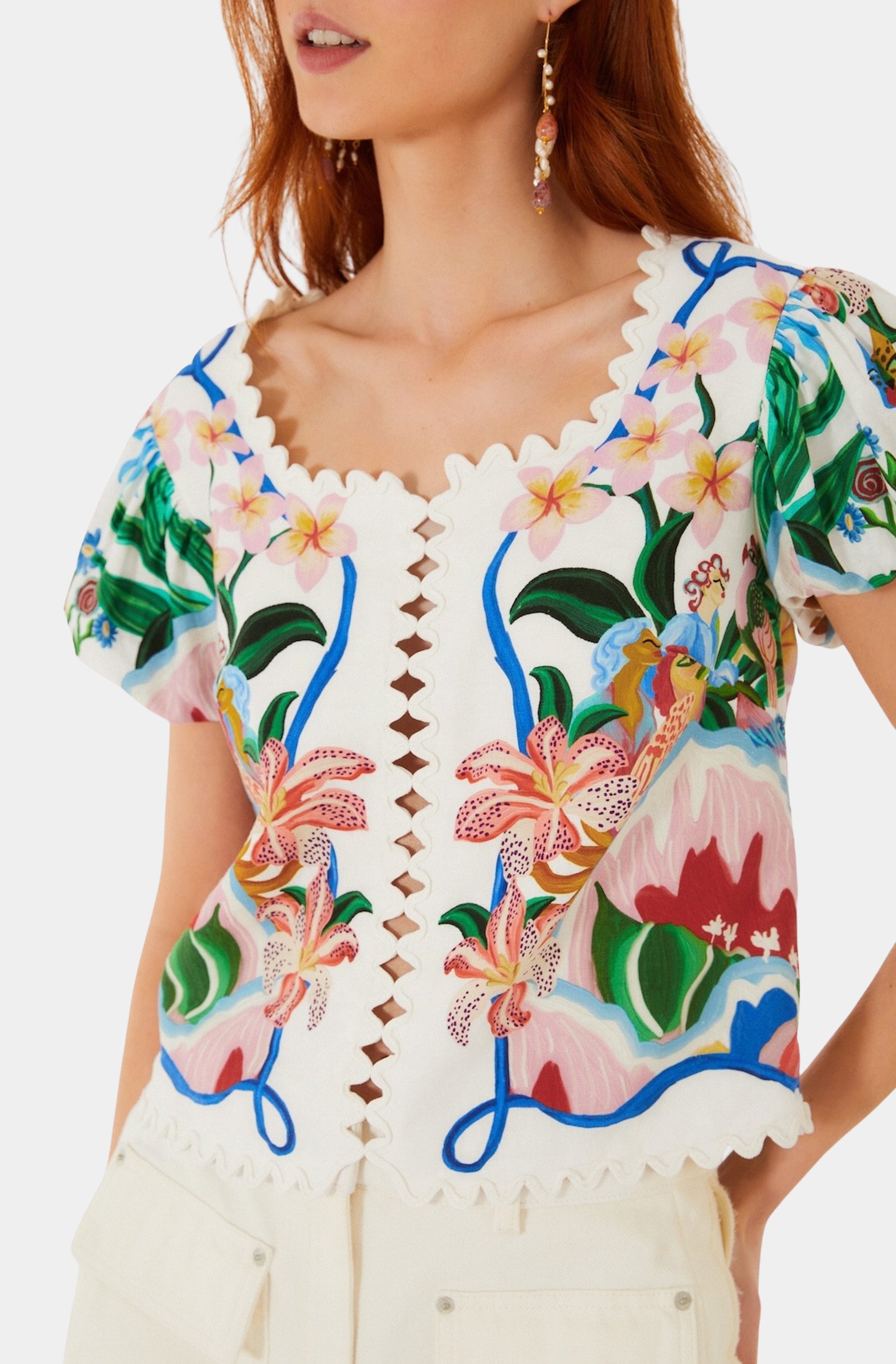 Garden Of Life Scarf Off-White Short Sleeve Blouse