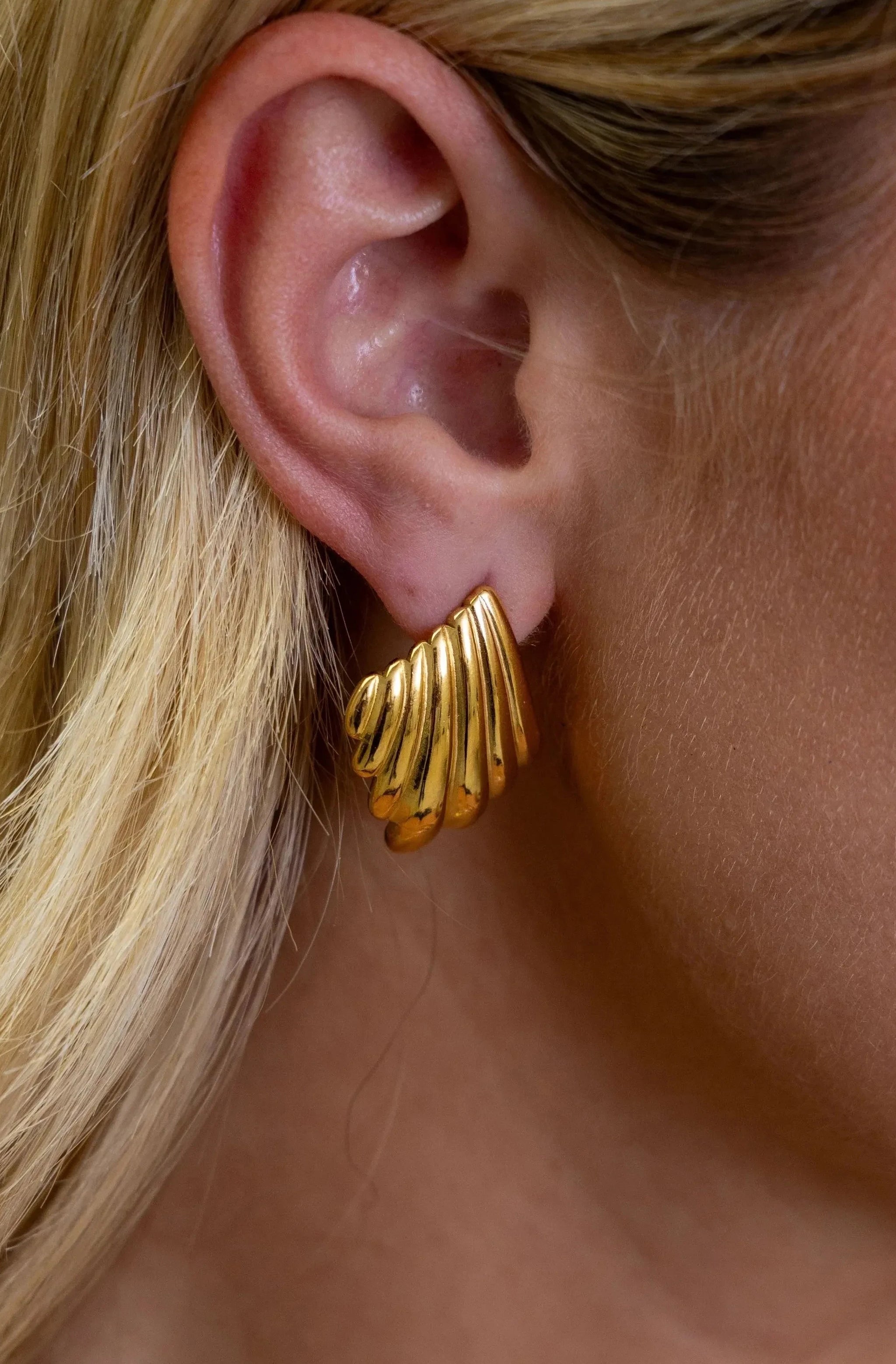Theo Statement Stud